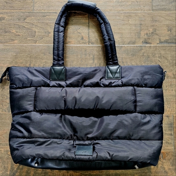 Cynthia Rowley Black Quilted Bag - Picture 1 of 9